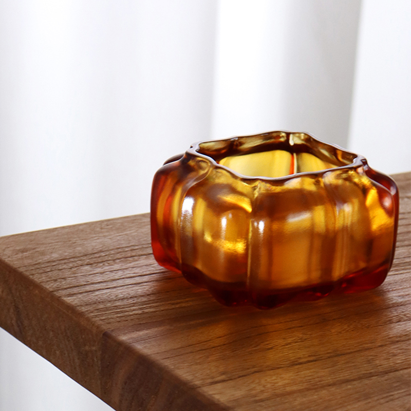 Lonac za vodu u obliku bundeve od ljubičastog kristalnog stakla