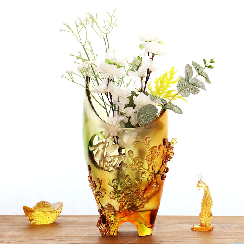 Ukrasi za dom Plum blossom Rezbareni dizajn Jantarna staklena vaza