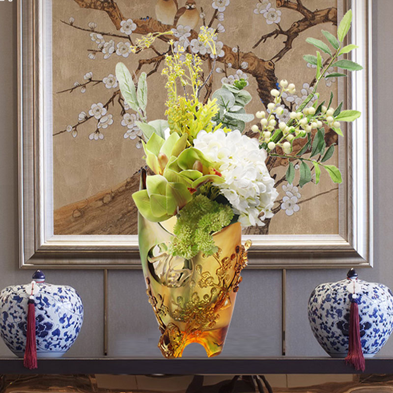 Ukrasi za dom Plum blossom Rezbareni dizajn Jantarna staklena vaza