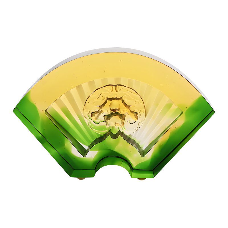 Kineski glazirani stakleni ukrasi u obliku lepeze