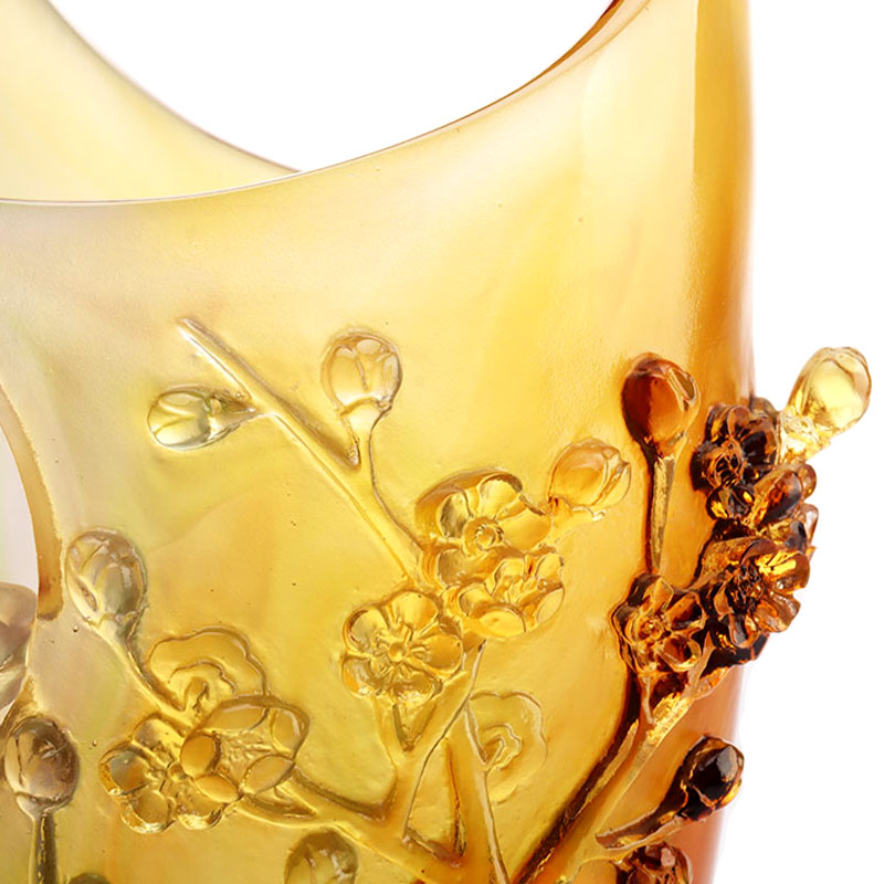 Ukrasi za dom Plum blossom Rezbareni dizajn Jantarna staklena vaza