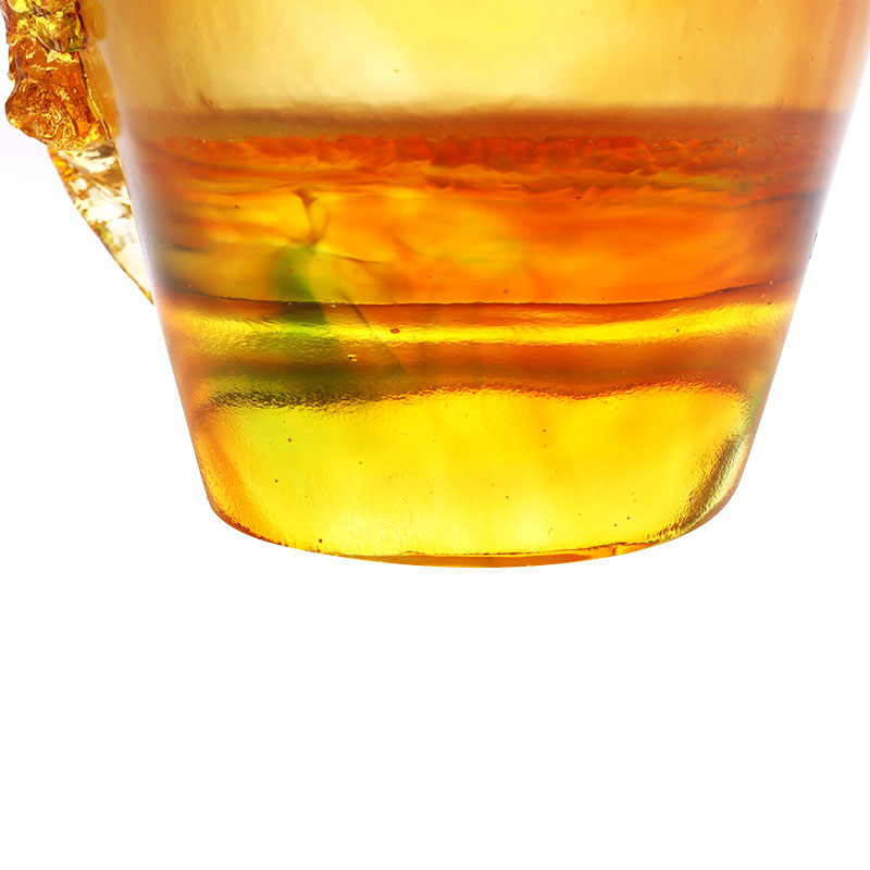 Ukrasi za dom Plum blossom Rezbareni dizajn Jantarna staklena vaza