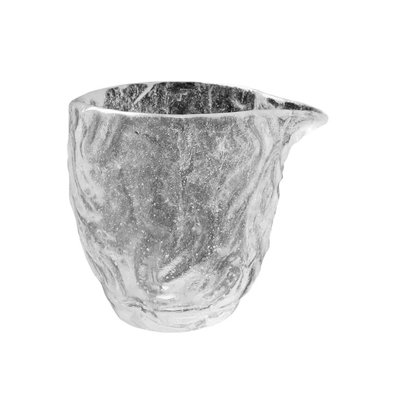 Prozirni set staklenih šalica za čaj s uzorkom mjehurića za korištenje na sastancima u kućnom uredu