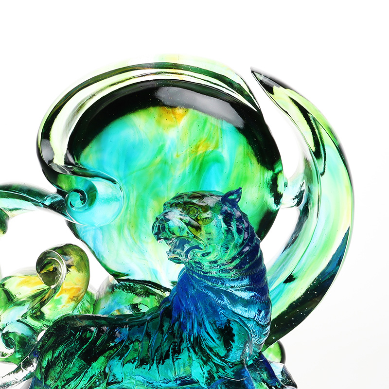 Plavo-zeleni prozirni tigrasti ukrasi od kristalnog stakla